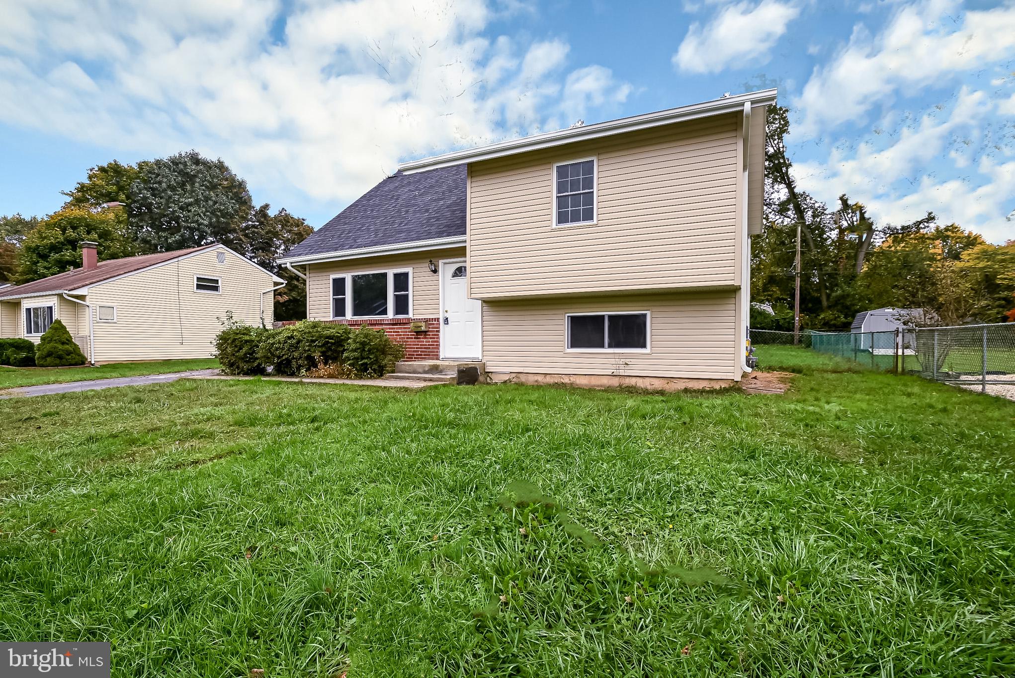 11 Garrett Road Newark, DE 19713 - Photo 2 of 29 Gallery Image 2