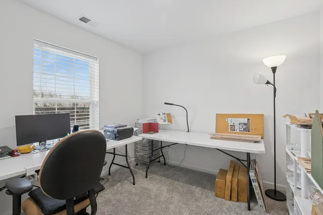 $355,000 | 709 Neubauer Circle, Lindenhurst, IL 60046