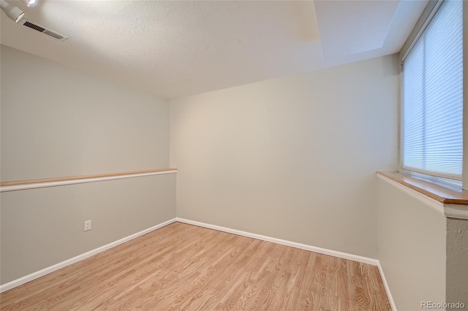 657 Longfellow Lane Highlands Ranch, CO 80126 - Photo 20 of 28 Gallery Image 20