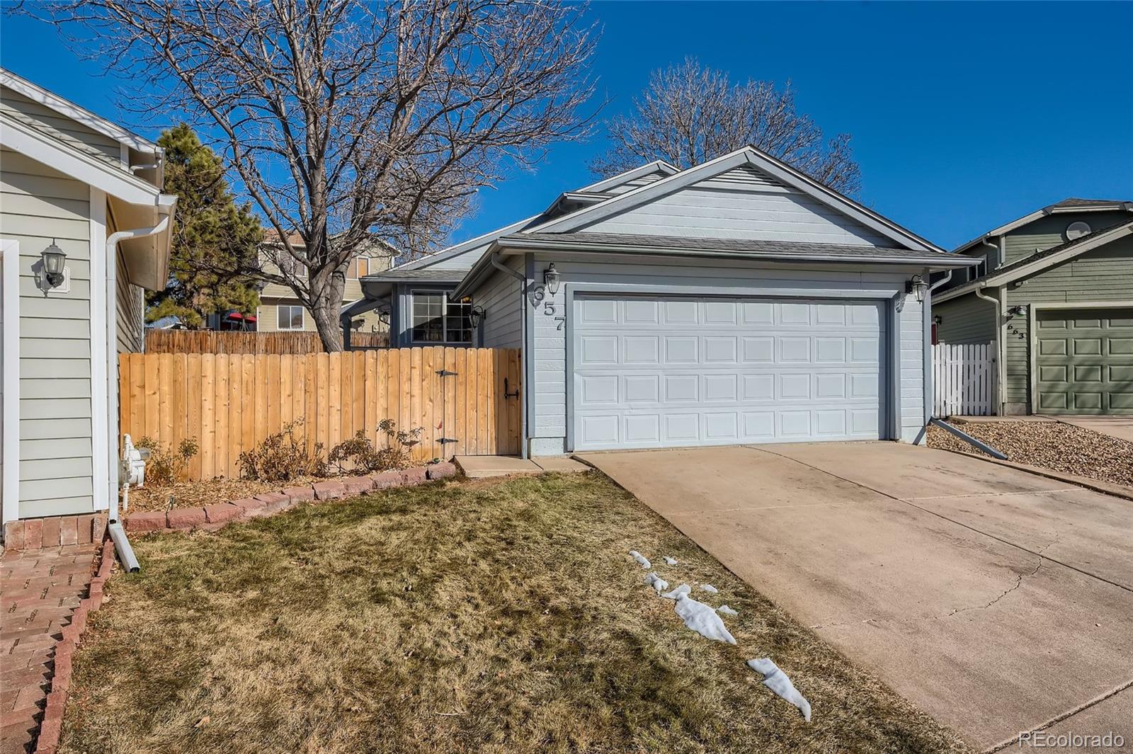 657 Longfellow Lane Highlands Ranch, CO 80126 - Photo 3 of 28 Gallery Image 3