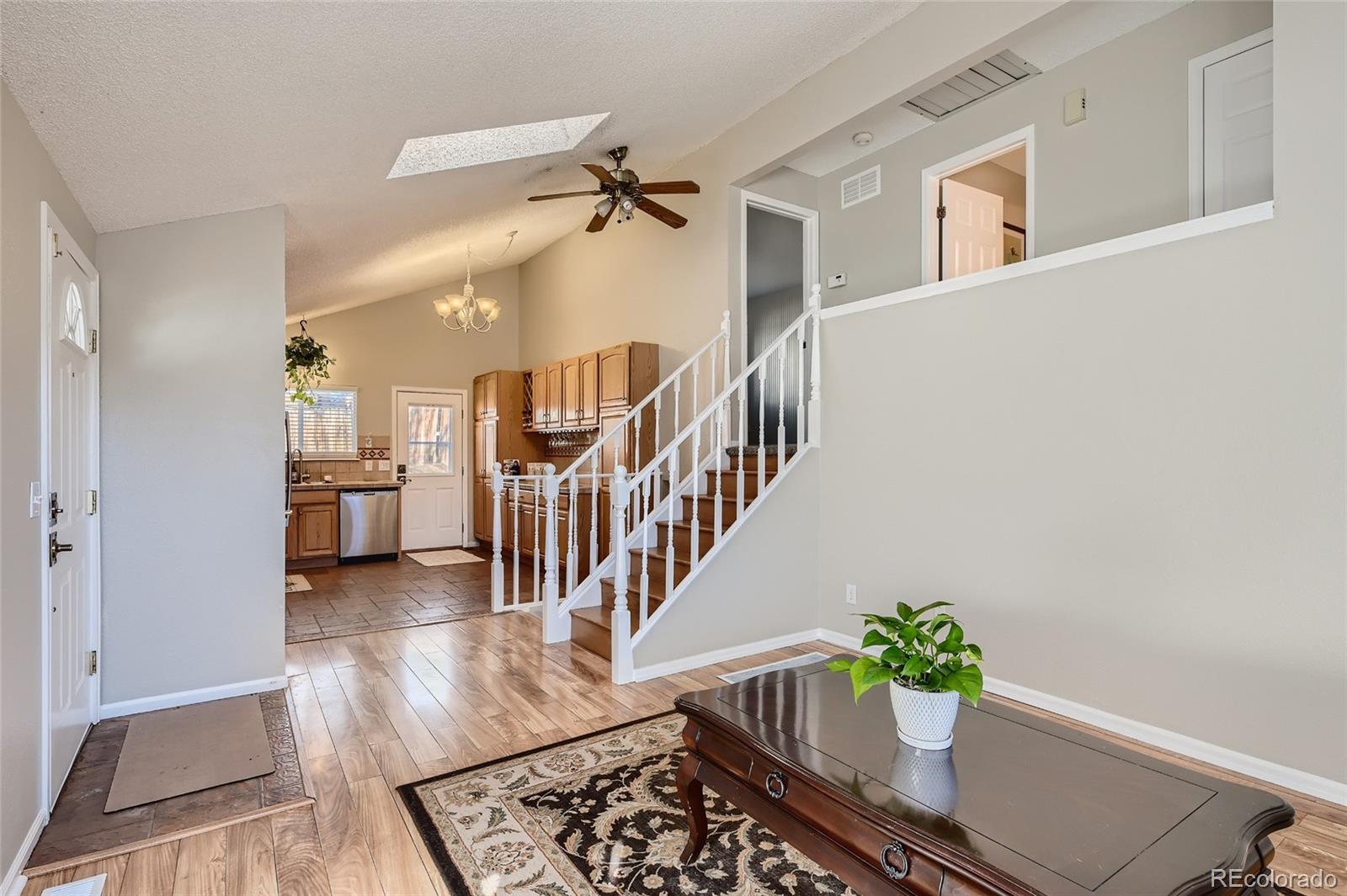 657 Longfellow Lane Highlands Ranch, CO 80126 - Photo 5 of 28 Gallery Image 5