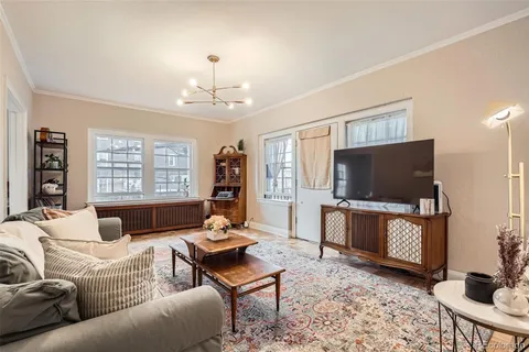 $270,000 | 963 Logan Street, Unit 11, Denver, CO 80203