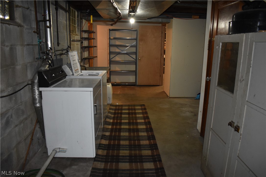2663 Canton Road Akron, OH 44312 - Photo 20 of 35