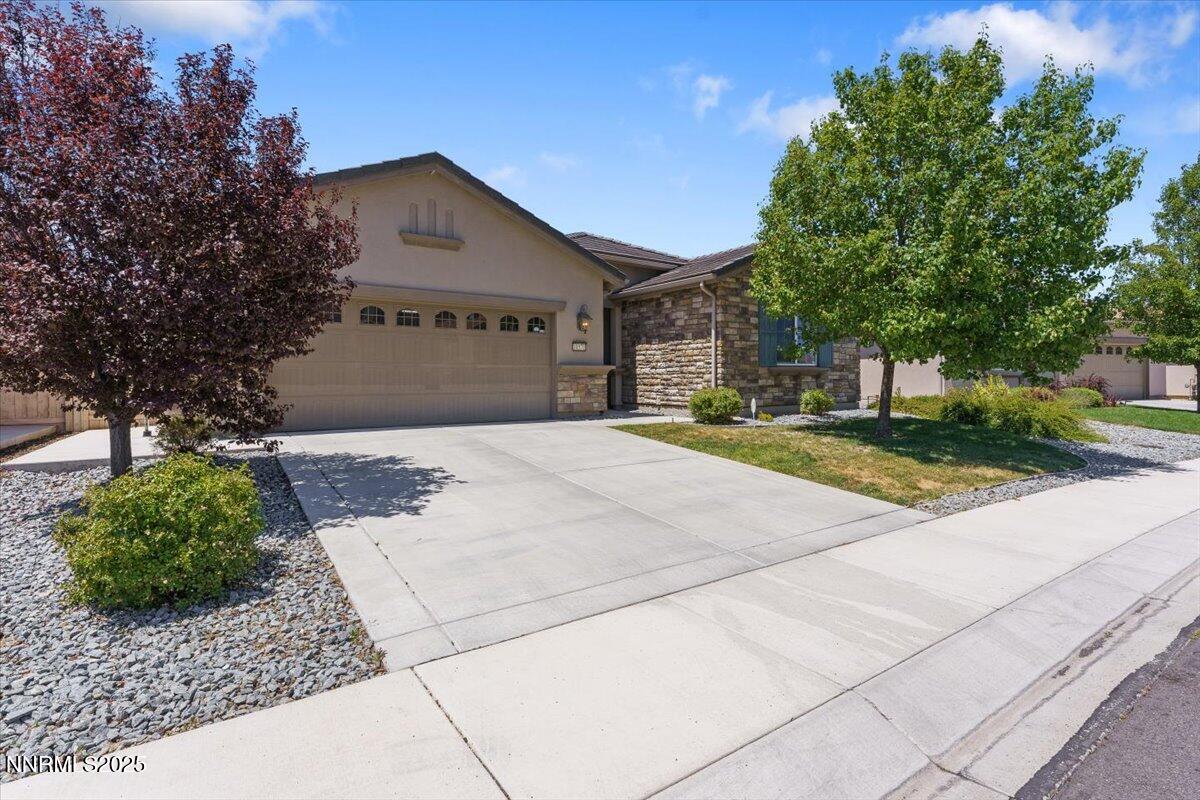 10571 Cir Oaks Court Reno, NV 89521 - Photo 1 of 42 01-10571 Circle Oaks Court Reno NV 89521