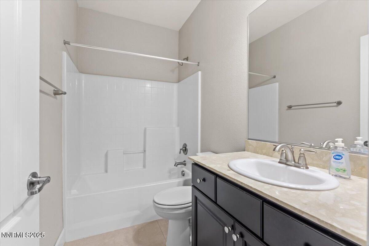 10571 Cir Oaks Court Reno, NV 89521 - Photo 27 of 42 25-10571 Circle Oaks Court Reno NV 89521