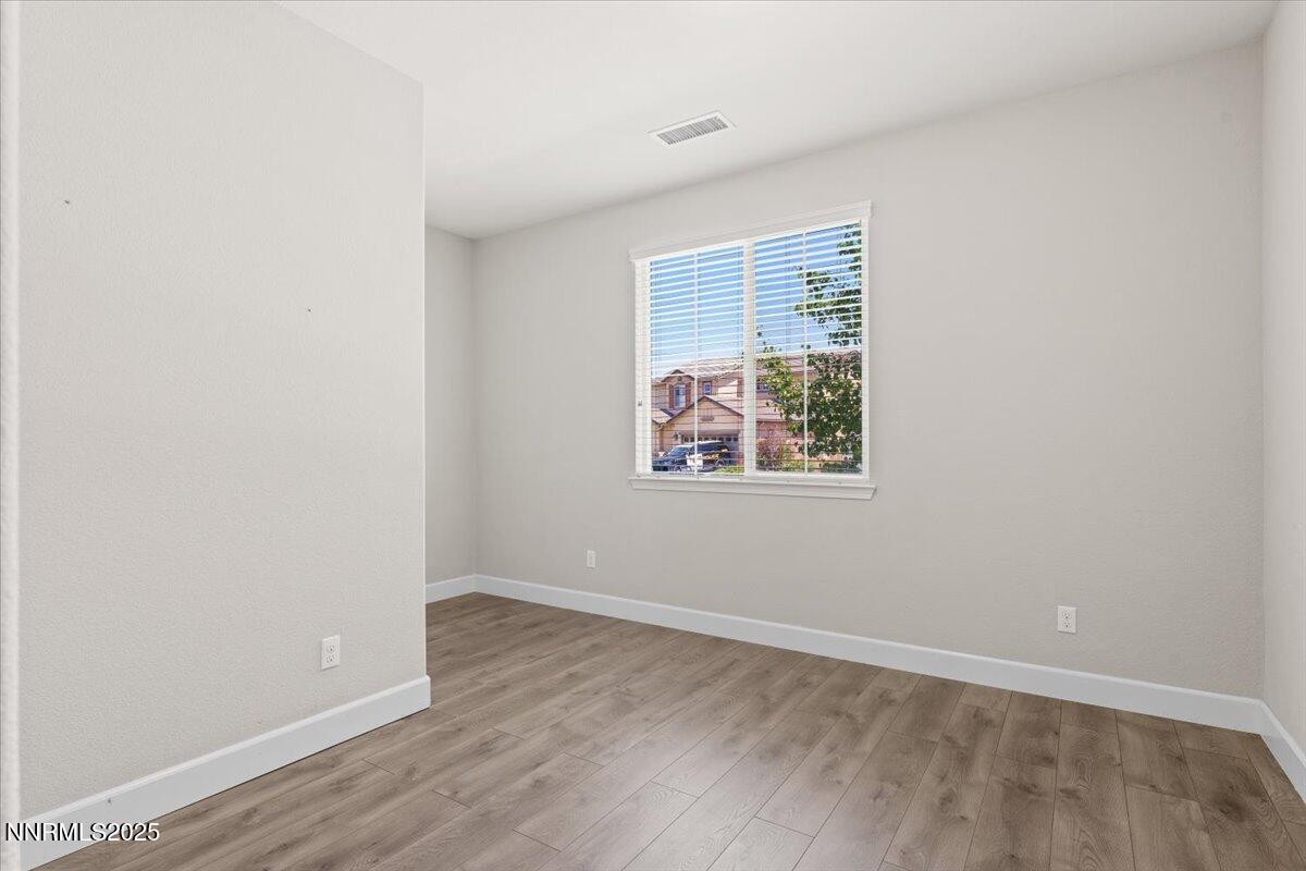 10571 Cir Oaks Court Reno, NV 89521 - Photo 9 of 42 34-10571 Circle Oaks Court Reno NV 89521