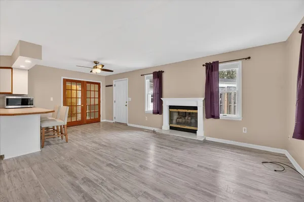 $442,500 | 385 Hollywood Drive, Saline, MI 48176