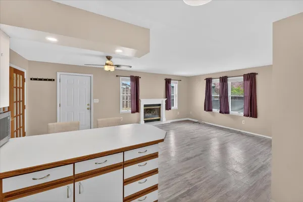 $442,500 | 385 Hollywood Drive, Saline, MI 48176