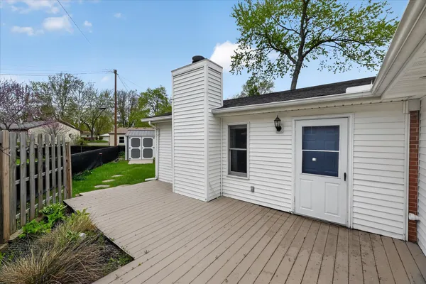 $442,500 | 385 Hollywood Drive, Saline, MI 48176