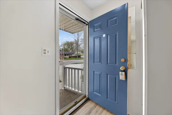 $442,500 | 385 Hollywood Drive, Saline, MI 48176