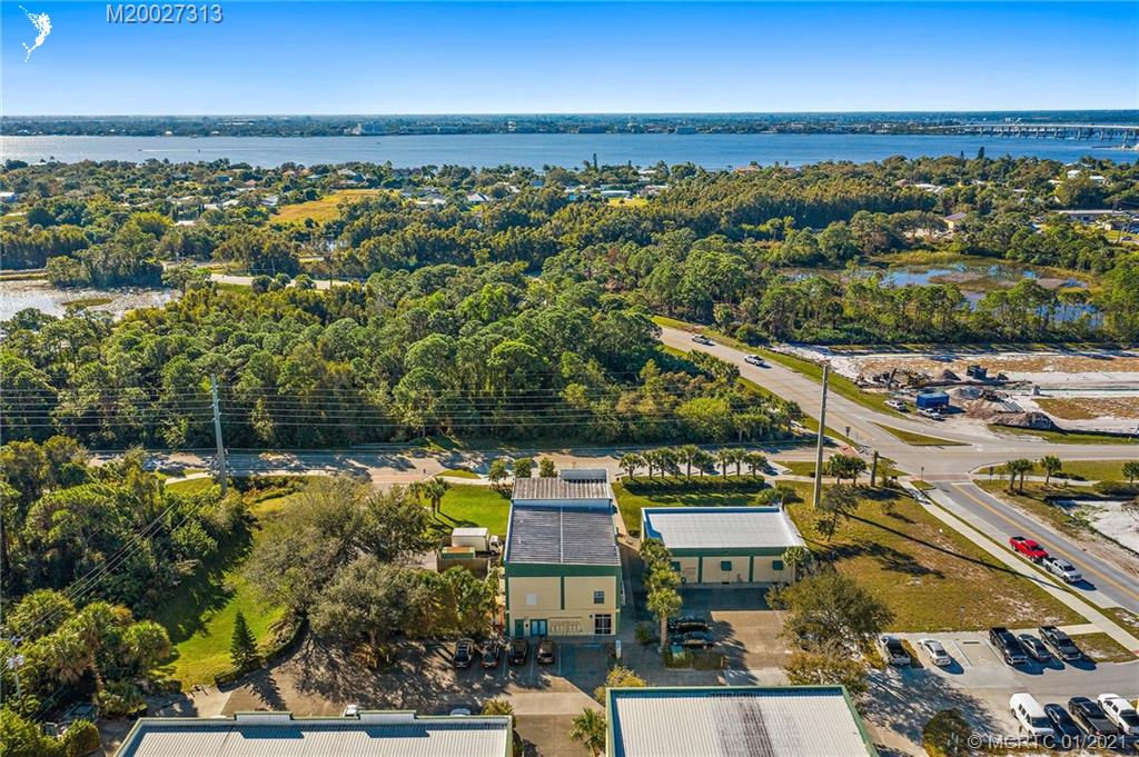 437 Northeast Baker Road Stuart, FL 34994 - Photo 24 of 29 Gallery Image 24