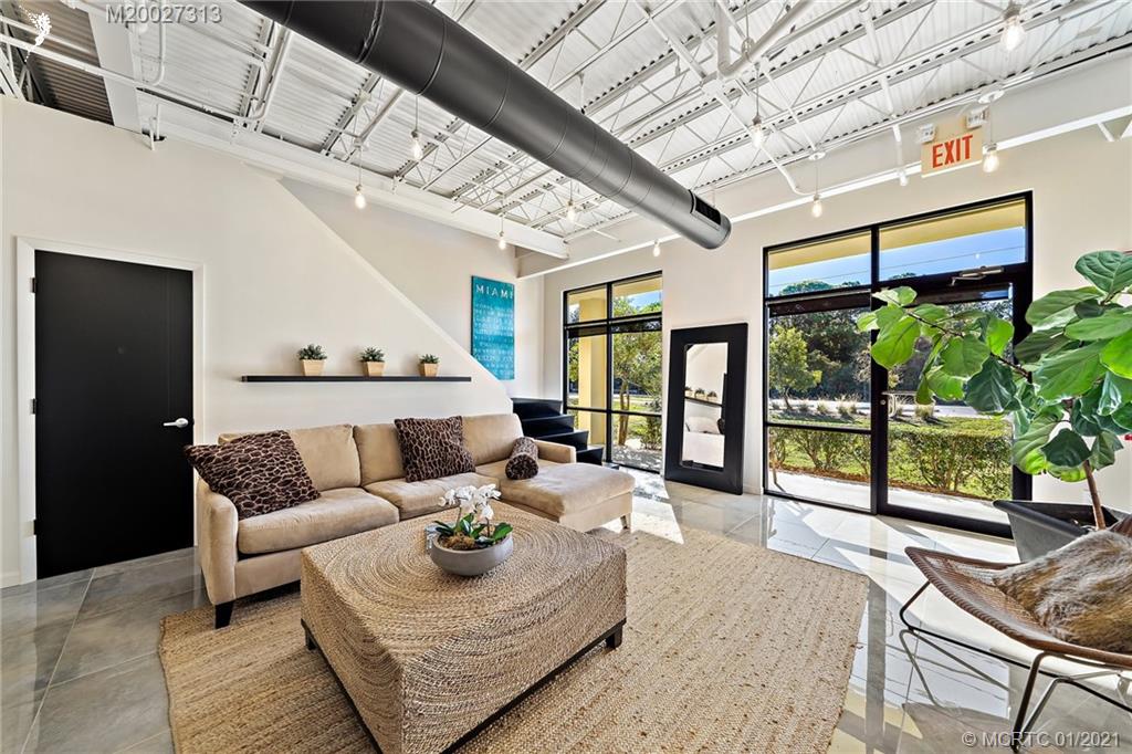 437 Northeast Baker Road Stuart, FL 34994 - Photo 6 of 29 Gallery Image 6
