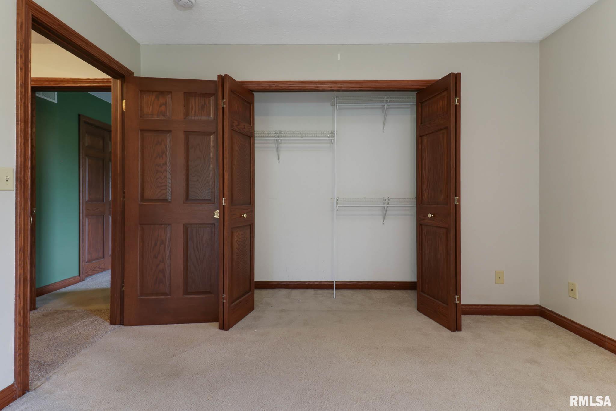 1835 Kingsbury Road Washington, IL 61571 - Photo 30 of 57 Gallery Image 30
