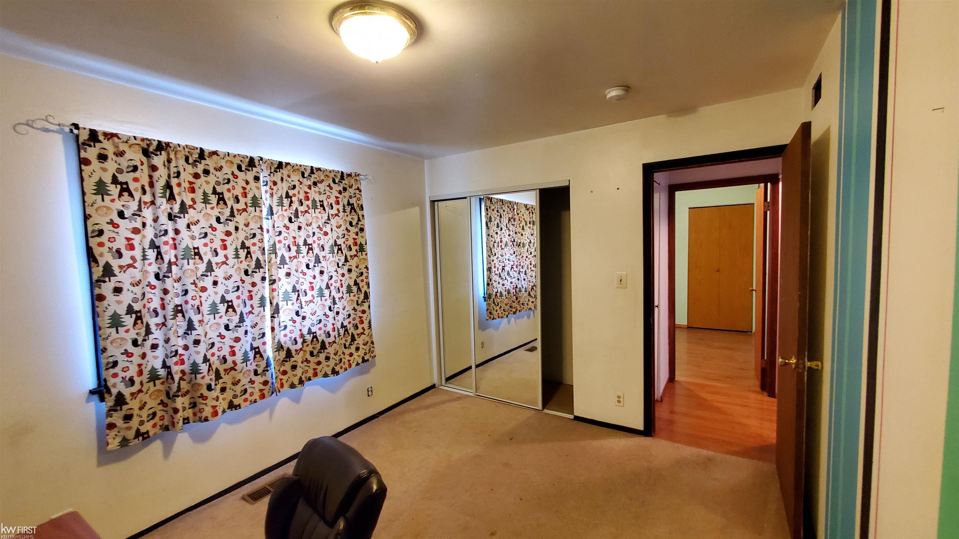 4284 Atlas Road Davison, MI 48423 - Photo 15 of 41 50114168-14.JPG
