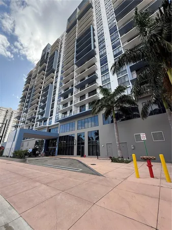 $4,400 | 5350 Northwest 84th Avenue, Unit 1001, Doral, FL 33166