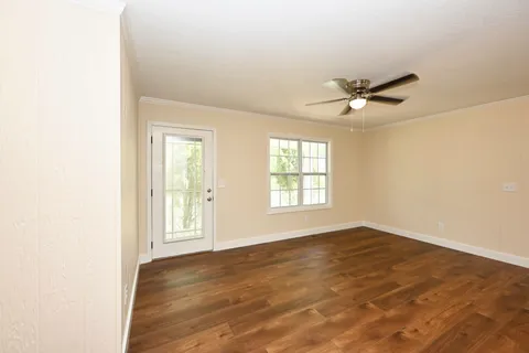 $359,900 | 120 Whippoorwill Lane, Bethpage, TN 37022