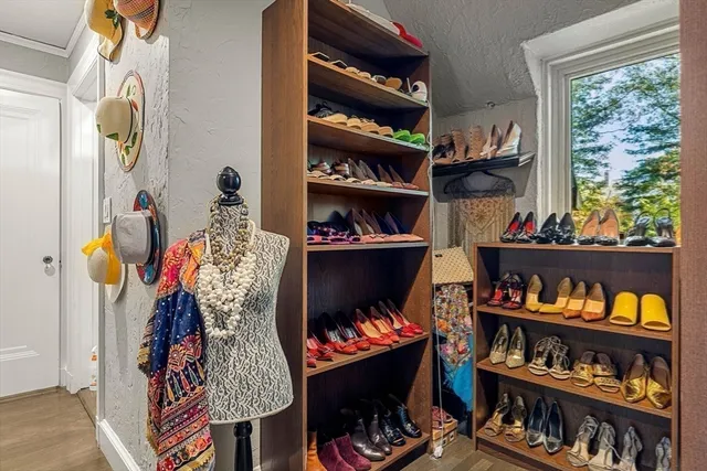 $2,799,000 | 1125 West Roxbury Parkway, Brookline, MA 02467