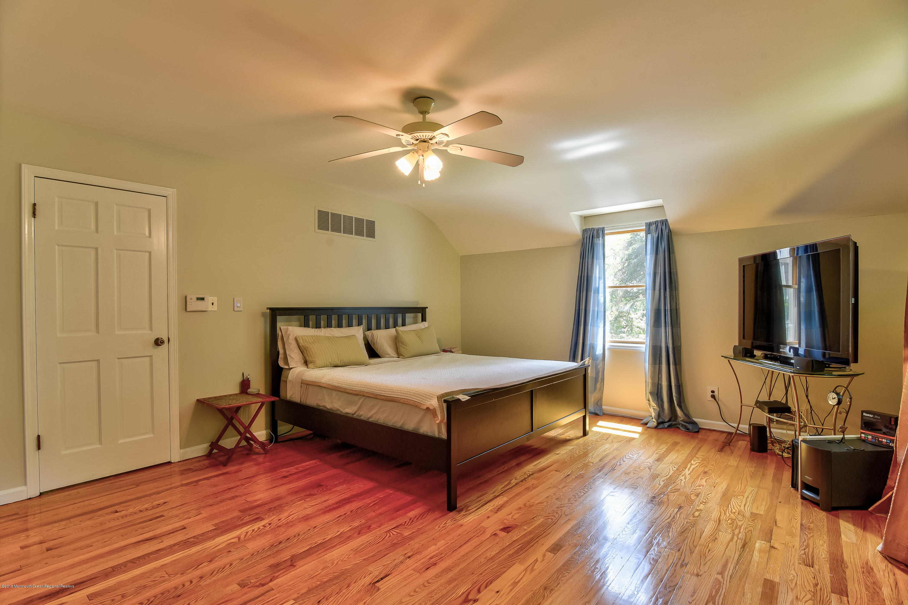 1279 Washington Valley Road Bridgewater, NJ 08807 - Photo 21 of 34 DSC_8643_4_5-33