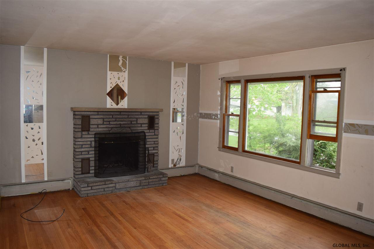 12 Asprion Road Bethlehem, NY 12077 - Photo 2 of 22 Photo 2