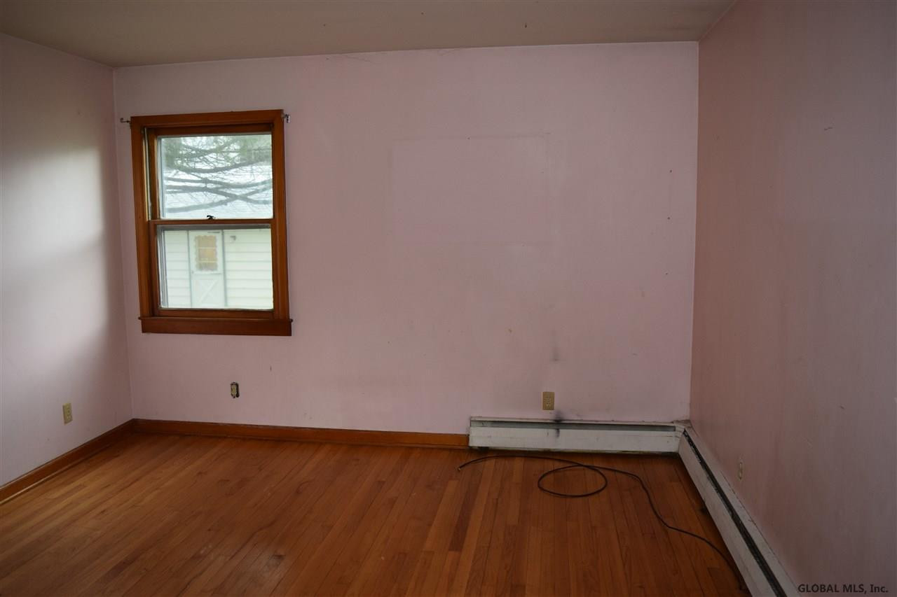 12 Asprion Road Bethlehem, NY 12077 - Photo 7 of 22 Photo 7