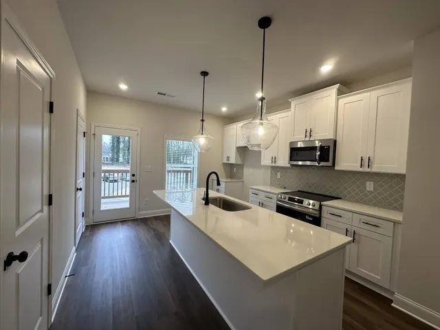 $345,000 | 818 Glennferry Bend Southwest, Mableton, GA 30126