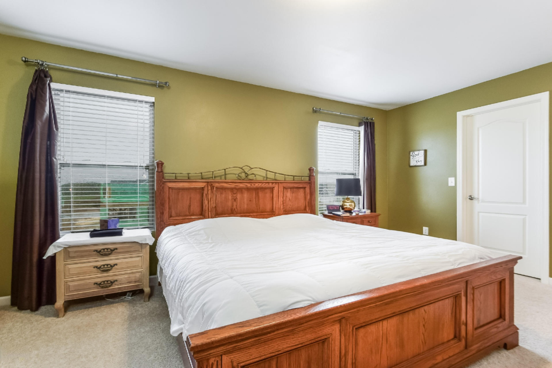 8562 Sunnyview Road Southeast Caledonia, MI 49316 - Photo 14 of 22 017-Master_Bedroom-5734178-medium