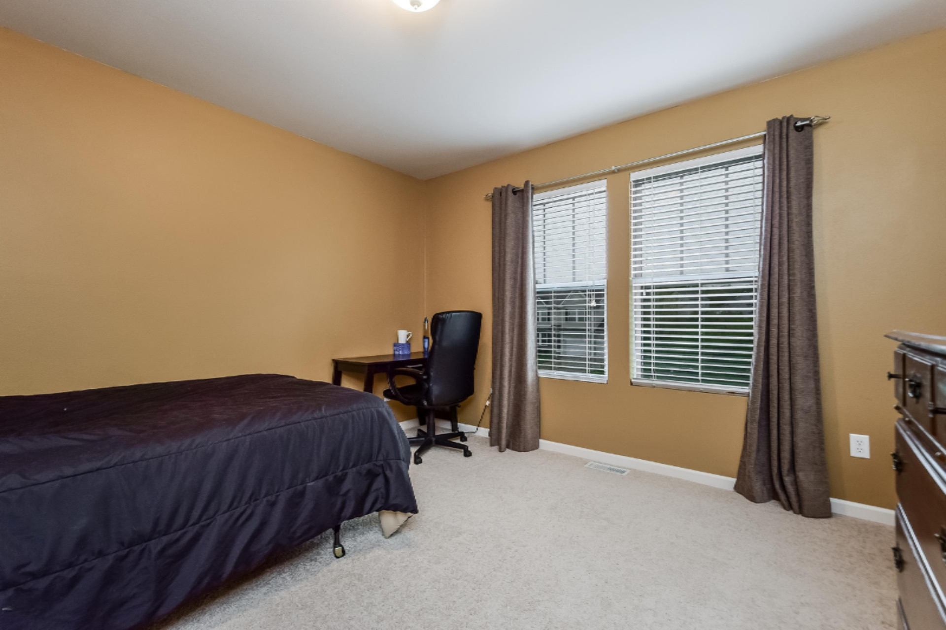 8562 Sunnyview Road Southeast Caledonia, MI 49316 - Photo 16 of 22 022-Bedroom-5734176-medium