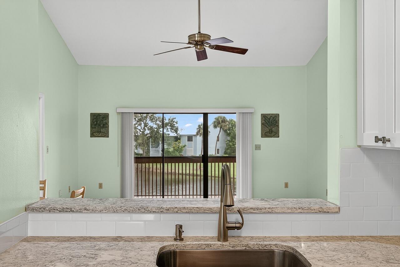 5720 Pelican Pointe Drive, Unit 3 Sebastian, FL 32958 - Photo 12 of 41 5720-Pelican-Pointe-Dr-HigMedia-013-1280