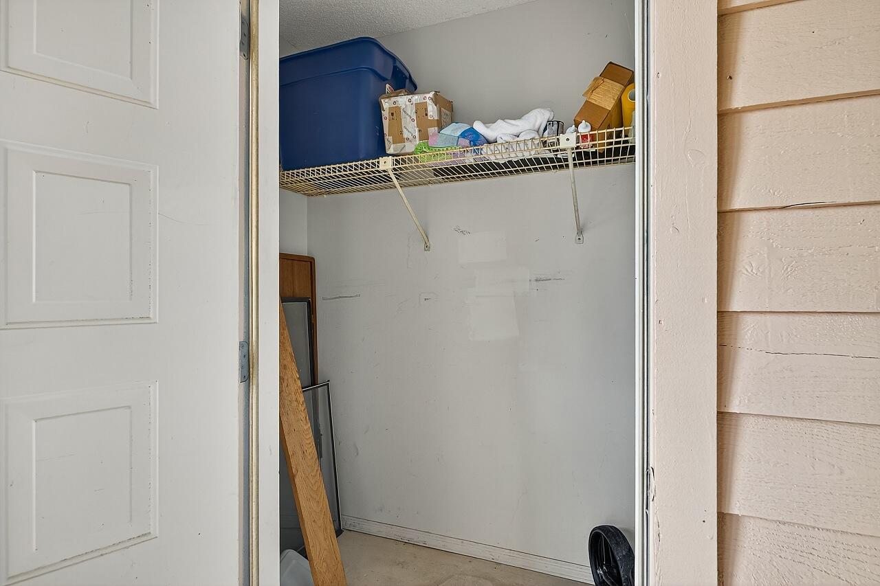 5720 Pelican Pointe Drive, Unit 3 Sebastian, FL 32958 - Photo 25 of 41 5720-Pelican-Pointe-Dr-HigMedia-025-1280