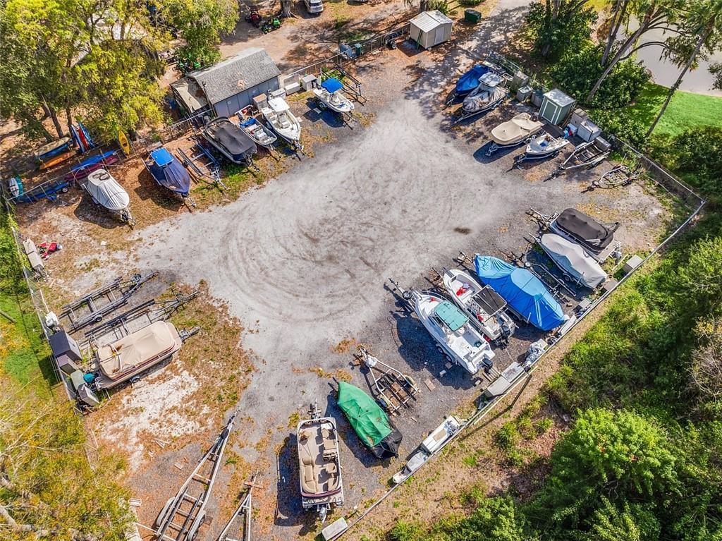 5720 Pelican Pointe Drive, Unit 3 Sebastian, FL 32958 - Photo 34 of 41 36