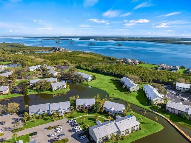 $239,000 | 5720 Pelican Pointe Drive, Unit 3, Sebastian, FL 32958