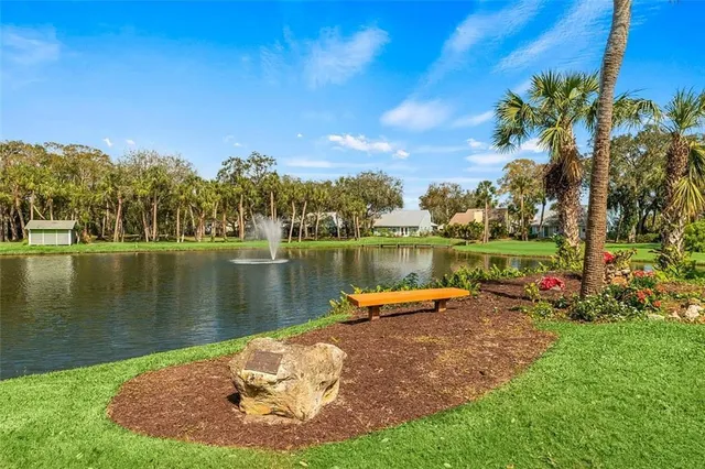 $229,000 | 5720 Pelican Pointe Drive, Unit 3, Sebastian, FL 32958