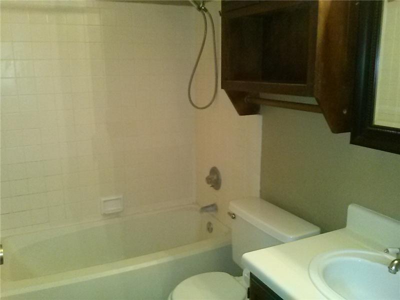 2020 Tamarack Road Anderson, IN 46011 - Photo 10 of 19 Gallery Image 10