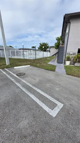 $2,250 | 13231 Southwest 17th Lane, Unit 218, Miami, FL 33175