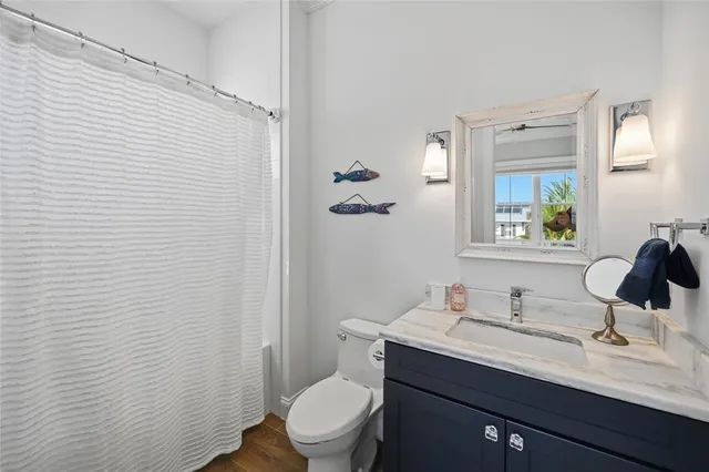 a view of a house with a yard and plants