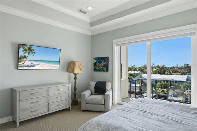 $4,250,000 | 628 Dundee Lane, Holmes Beach, FL 34217