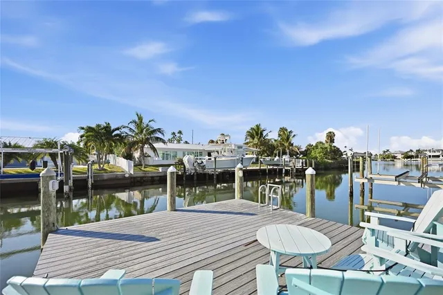 $4,250,000 | 628 Dundee Lane, Holmes Beach, FL 34217