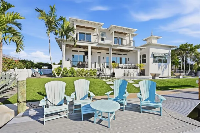 $4,250,000 | 628 Dundee Lane, Holmes Beach, FL 34217