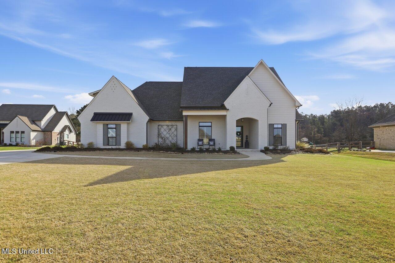 400 Calvary Xing Home Tours MS