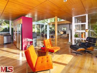 682 Haldeman Road Santa Monica, CA 90402 - Photo 1 of 1