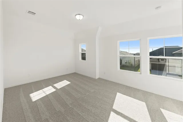 a view of backyard with tub