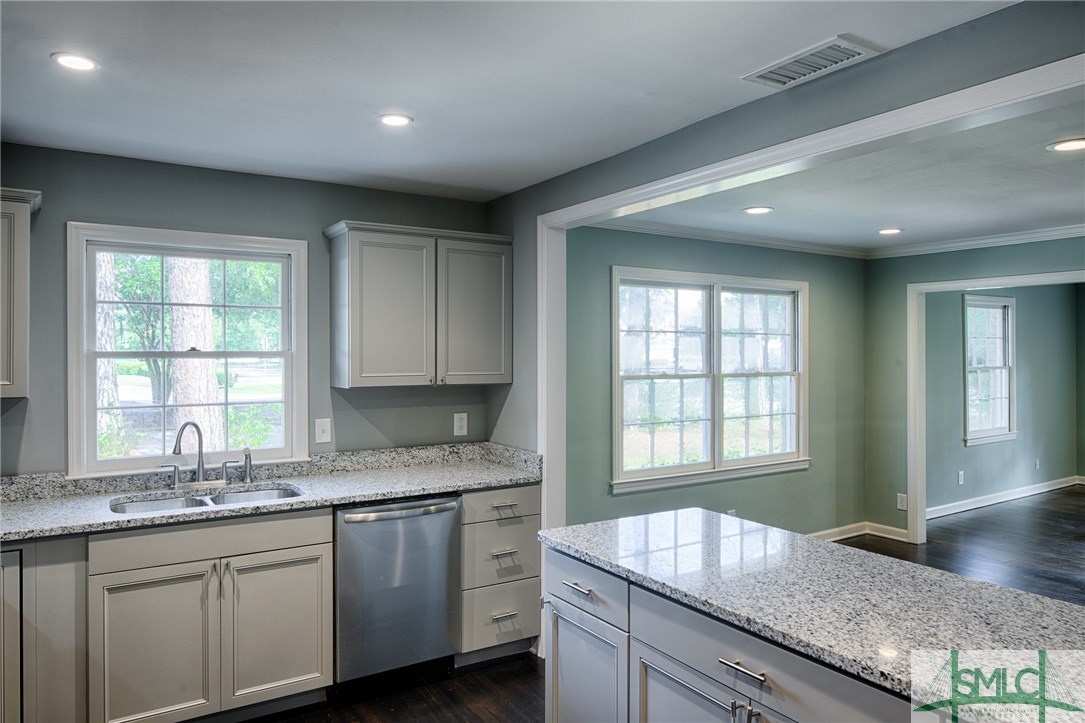 101 Brandywine Road Savannah, GA 31405 - Photo 12 of 30