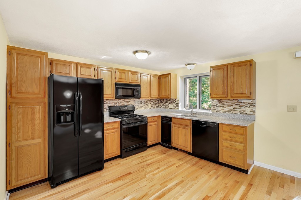 17 Deer Path, Unit 2 Maynard, MA 01754 - Photo 13 of 40 Gallery Image 13