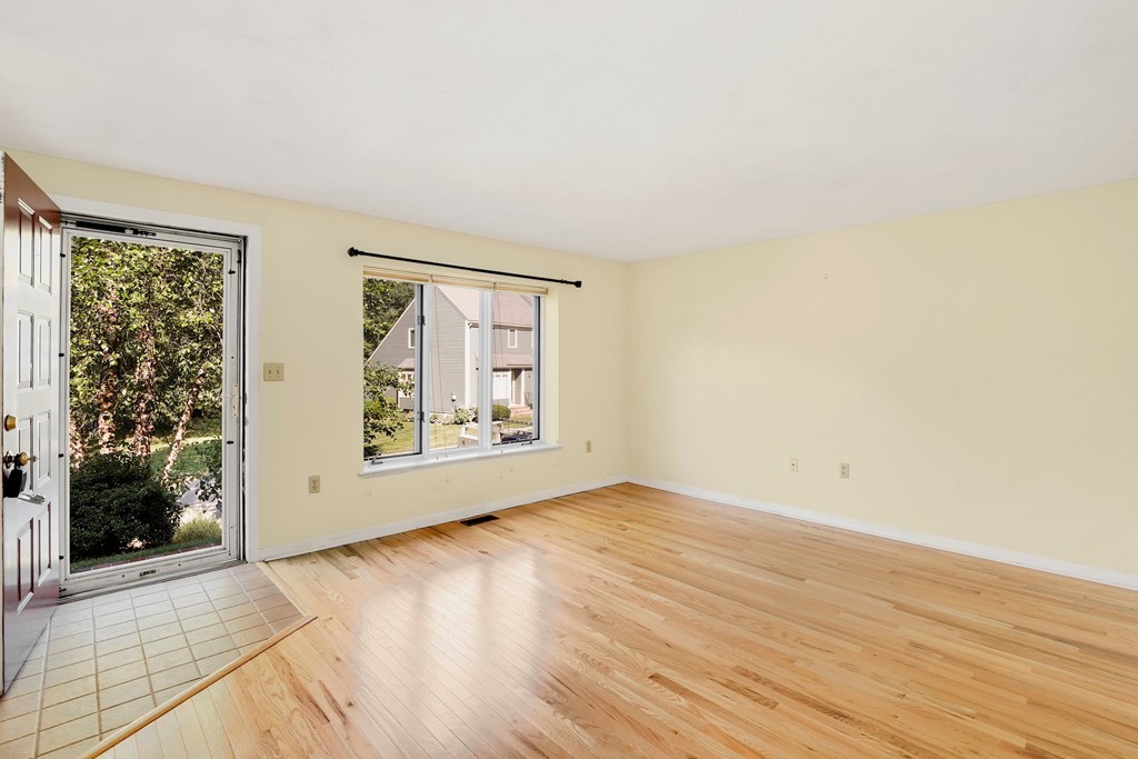 17 Deer Path, Unit 2 Maynard, MA 01754 - Photo 8 of 40 Gallery Image 8