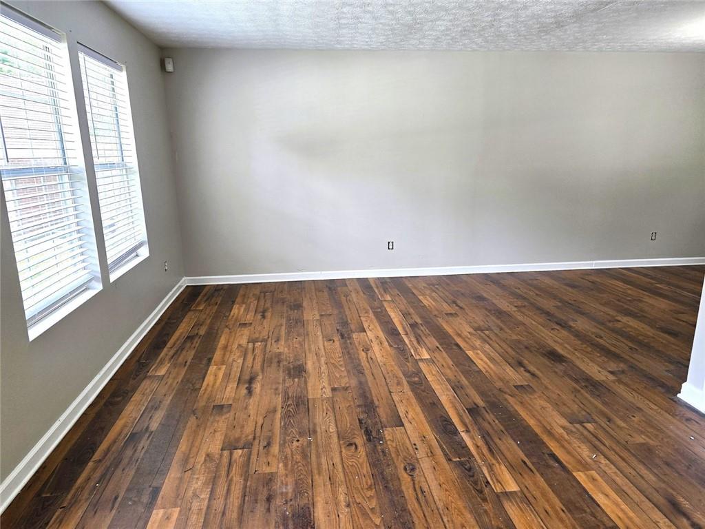 3163 Aberdeen Way Lithonia, GA 30038 - Photo 11 of 31