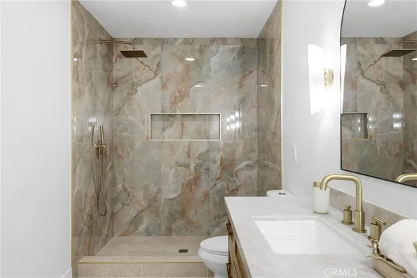 $2,149,900 | 4529 Pepperwood Avenue, Long Beach, CA 90808