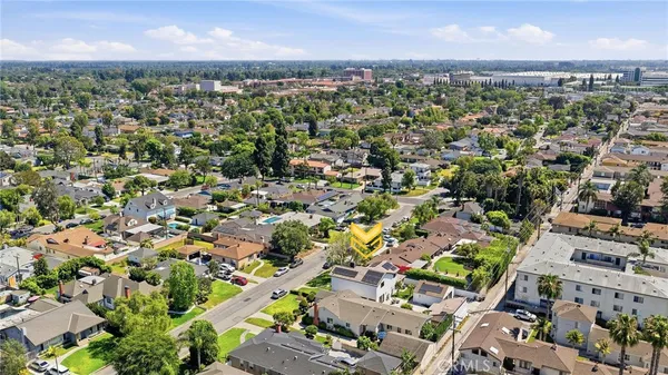 $2,149,900 | 4529 Pepperwood Avenue, Long Beach, CA 90808