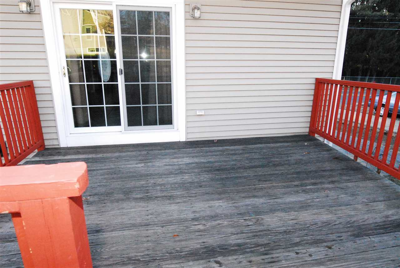 441 Calef Road Manchester, NH 03103 - Photo 14 of 15
