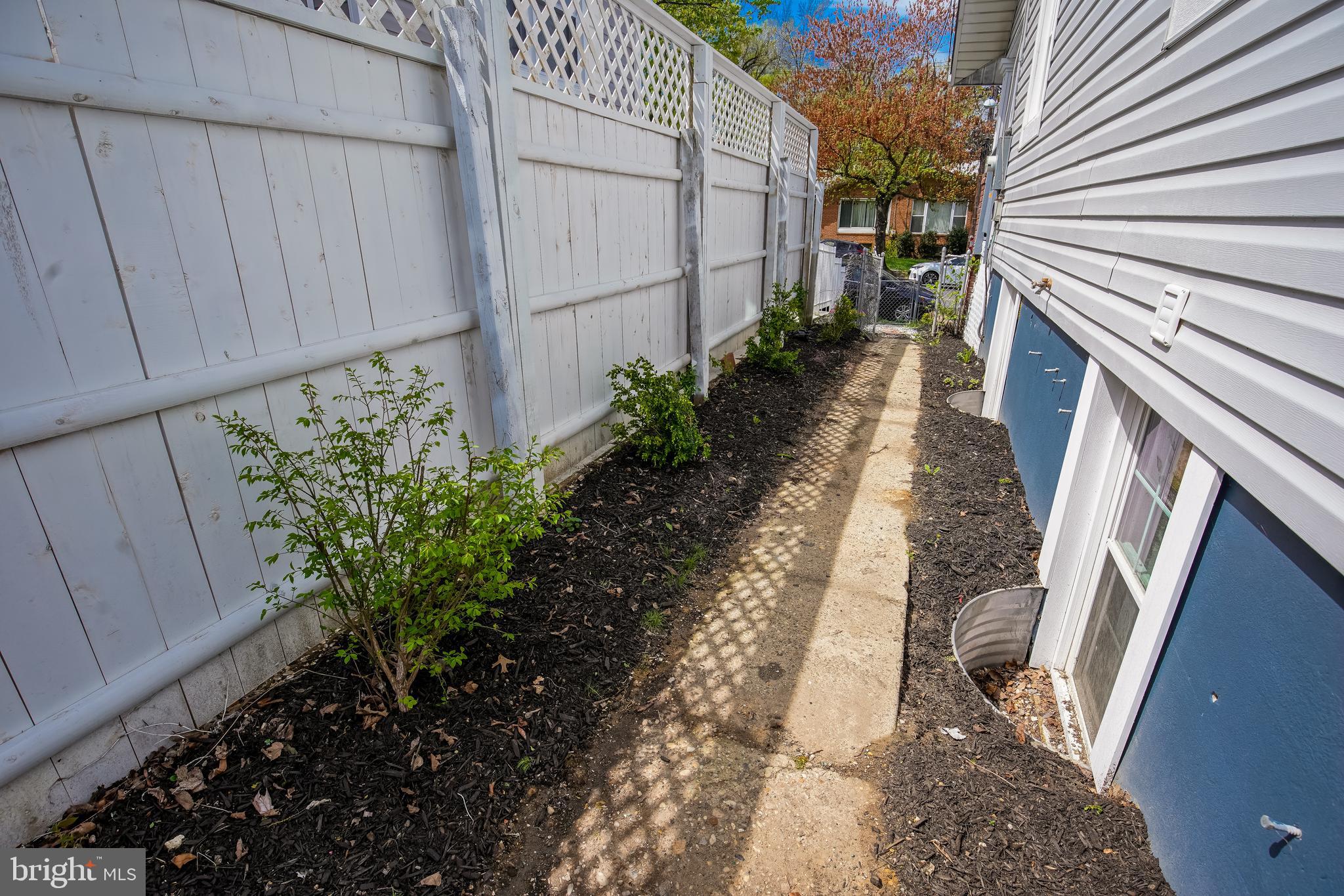 119 Division Avenue Northeast Washington, DC 20019 - Photo 32 of 36