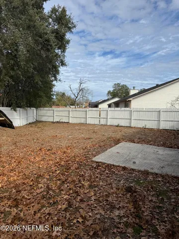 $2,200 | 3042 Hampstead Drive, Jacksonville, FL 32225